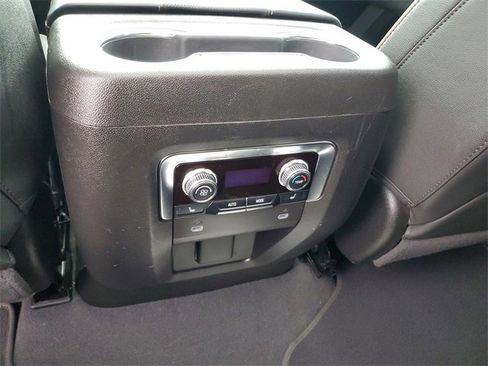 Used 2024 GMC Yukon AT4 w/ Technology Package image 15