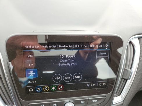 Certified 2021 Chevrolet Malibu LT image 12