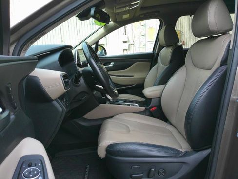 Used 2020 Hyundai Santa Fe Limited image 12