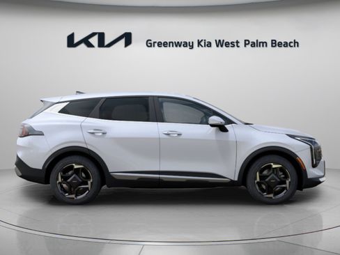 New 2026 Kia Sportage EX FWD image 8