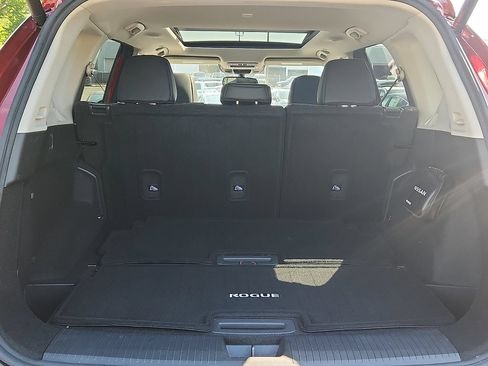 Used 2022 Nissan Rogue SL AWD/4WD image 29