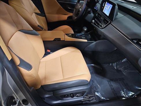 Used 2023 Lexus ES 350 w/ Premium Package image 21