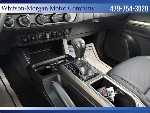 Used 2022 Toyota Tacoma TRD Off-Road w/ TRD Premium Off Road Package image 30