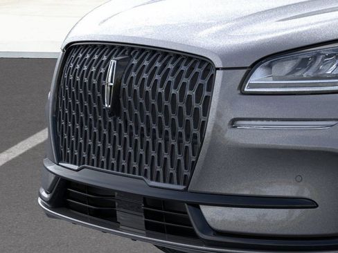 New 2026 Lincoln Corsair Premiere image 17