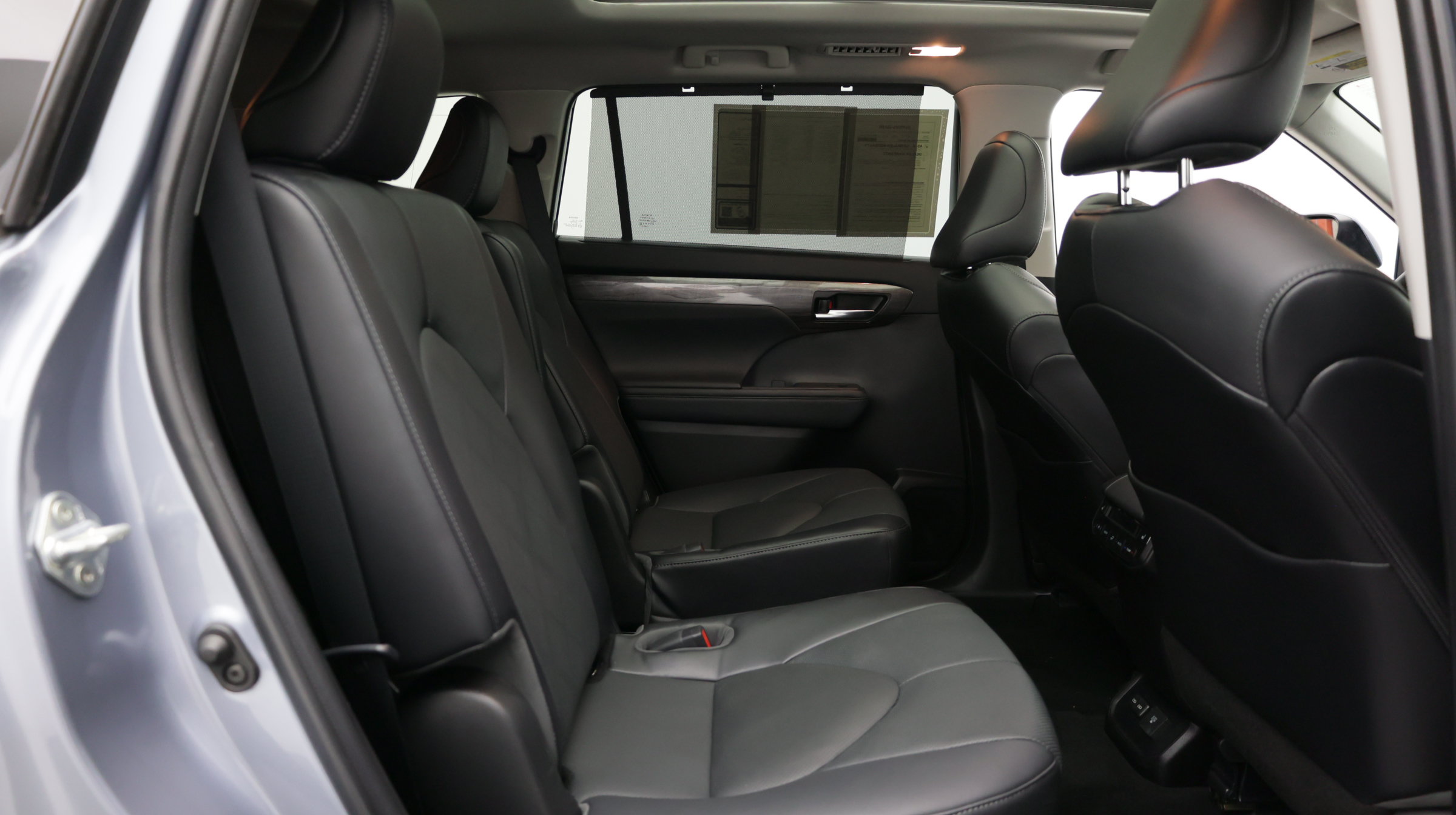 Used 2022 Toyota Highlander Platinum FWD image 40