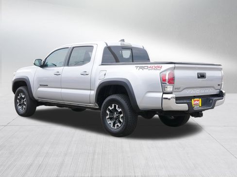 Used 2022 Toyota Tacoma TRD Off-Road image 5