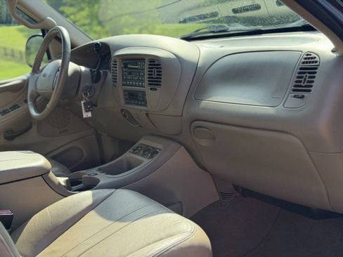 Used 2001 Ford Expedition Eddie Bauer RWD image 23