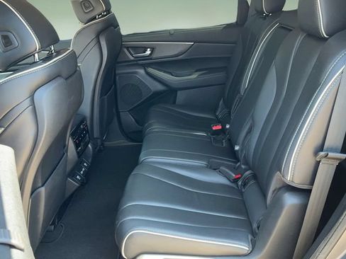 Used 2022 Acura MDX SH-AWD w/ Advance Package image 14