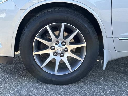 Certified 2017 Buick Enclave Leather image 10