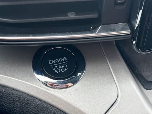 Used 2023 Ford Explorer XLT w/ Equipment Group 202A image 19