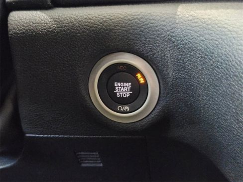 New 2026 Chrysler Pacifica Select w/ S Appearance Package image 16