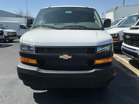New 2026 Chevrolet Express 2500 w/ Driver Convenience Package RWD image 3