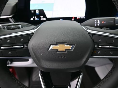 New 2025 Chevrolet Suburban Premier image 32