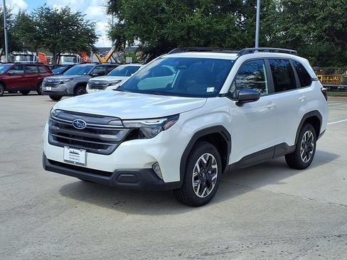 New 2026 Subaru Forester Premium AWD/4WD image 3
