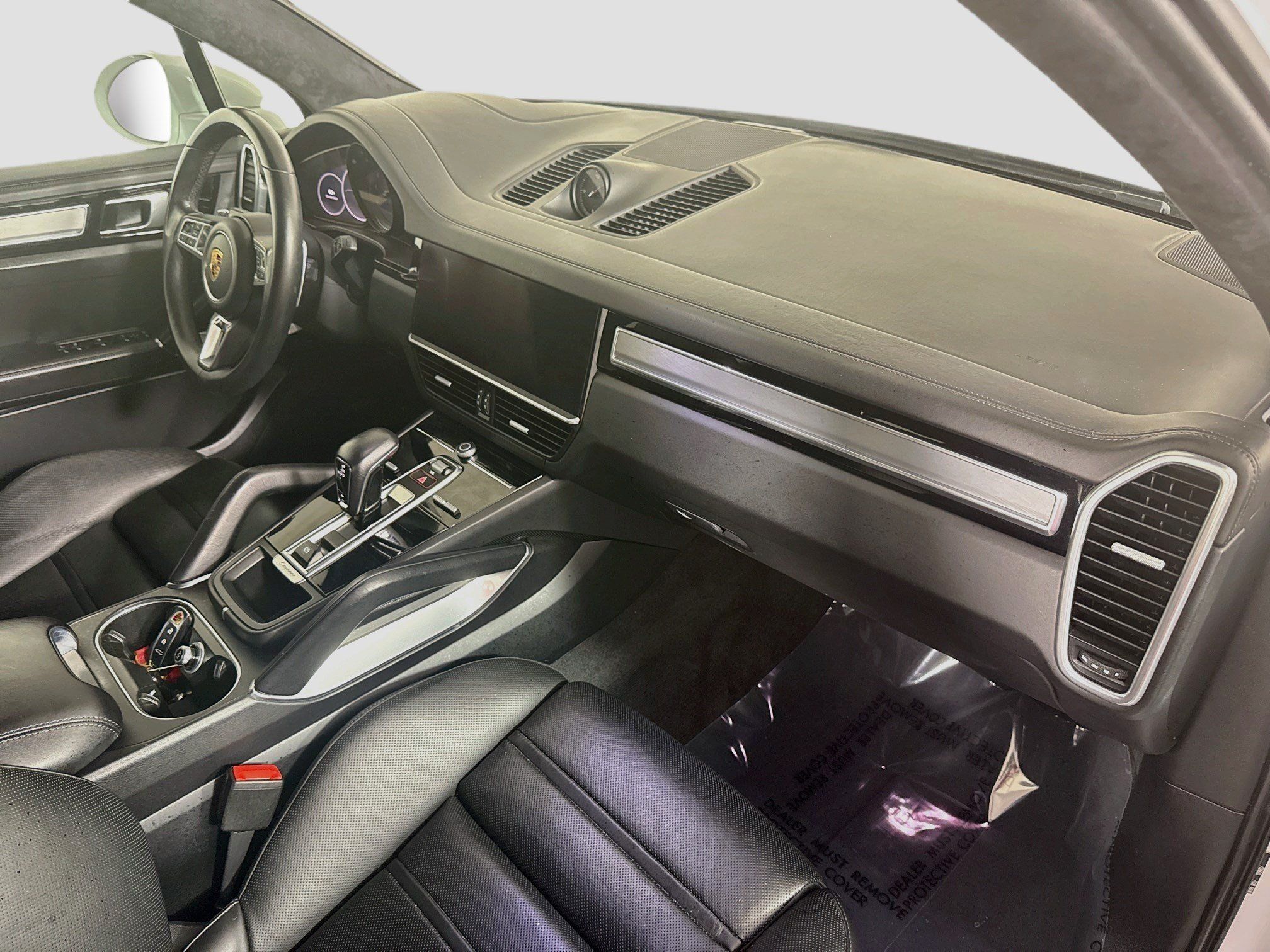 Used 2023 Porsche Cayenne Turbo w/ Assistance Package AWD/4WD image 29