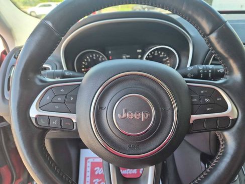 Used 2018 Jeep Compass Limited AWD/4WD image 8