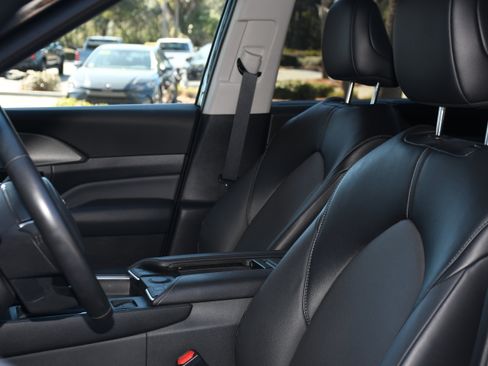 Certified 2024 Toyota Grand Highlander XLE image 11