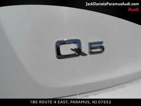 Used 2021 Audi Q5 2.0T Premium Plus w/ Premium Plus Package AWD/4WD image 10
