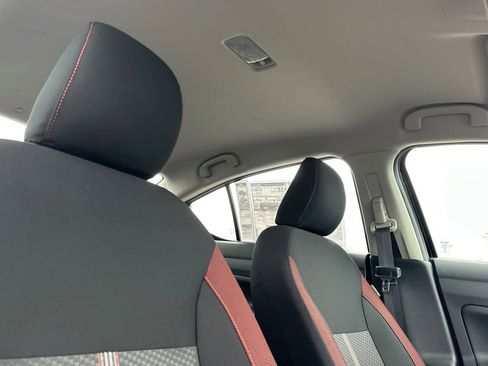 New 2025 Nissan Versa SR w/ Trunk Package image 16