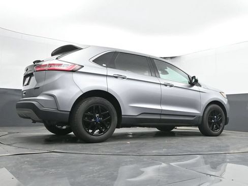 Used 2021 Ford Edge SEL w/ Convenience Package FWD image 47