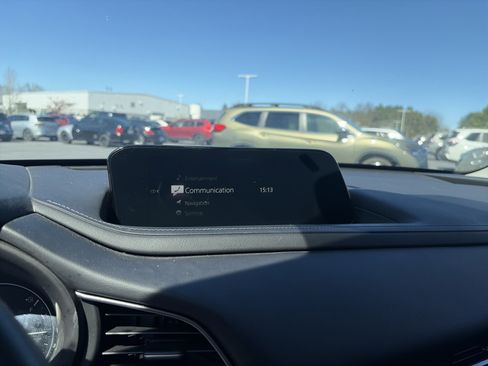 Used 2022 MAZDA CX-30 AWD 2.5 S image 32