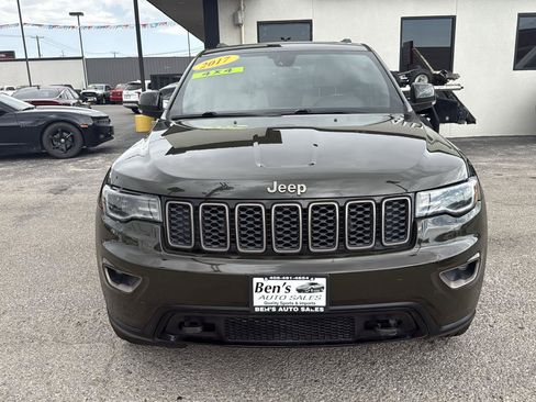 Used 2017 Jeep Grand Cherokee Limited 75th Anniversary AWD/4WD image 3