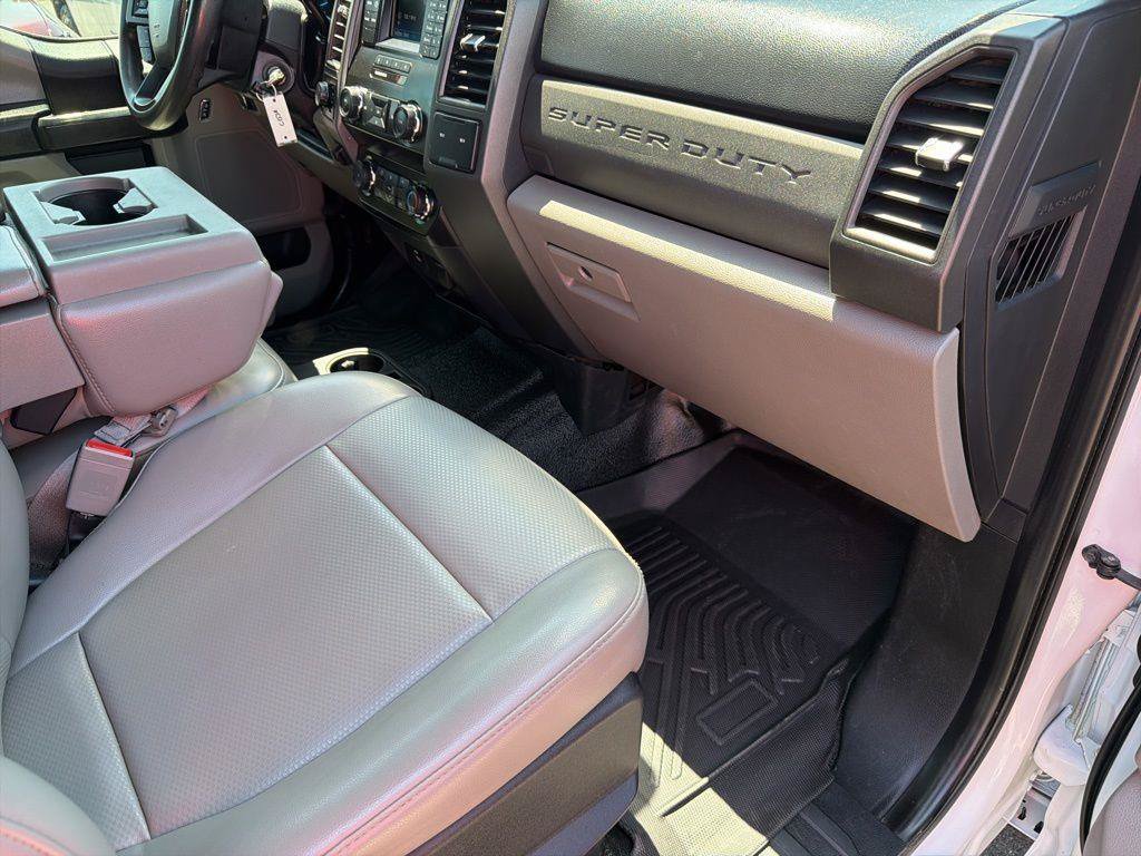 Used 2019 Ford F250 XL w/ Power Equipment Group AWD/4WD image 28