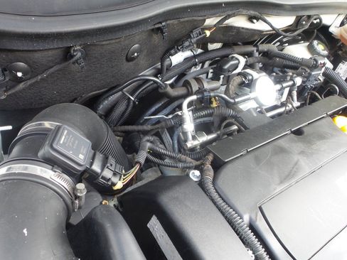 Used 2008 Saturn Astra XR image 33