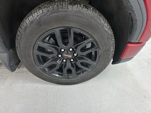 Used 2022 GMC Sierra 1500 Elevation image 9