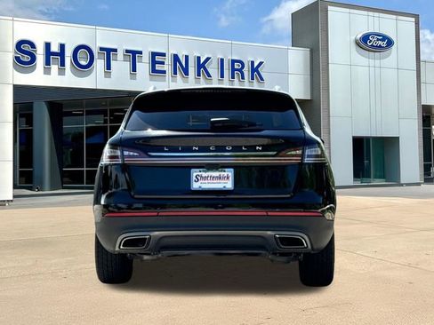 Used 2023 Lincoln Nautilus AWD image 7