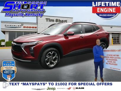 Used 2025 Chevrolet Trax LT w/ Driver Confidence Package
