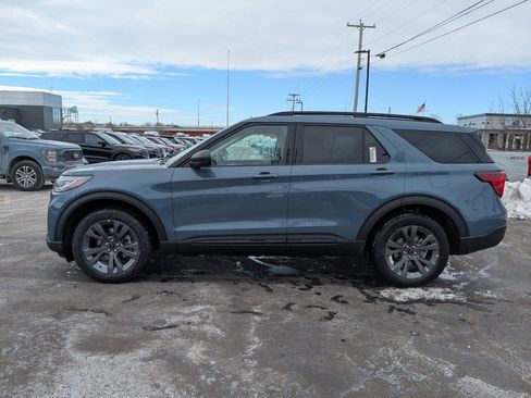 New 2026 Ford Explorer Active image 7