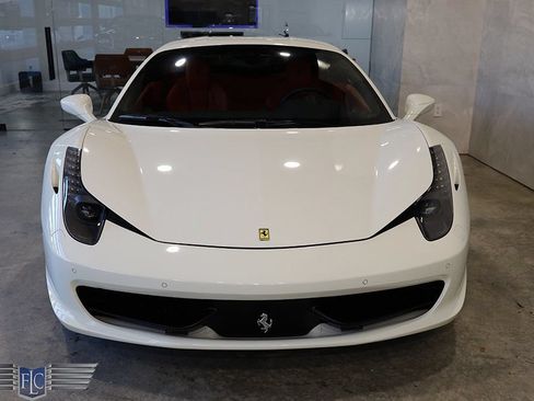 Used 2014 Ferrari 458 Italia Coupe RWD image 7
