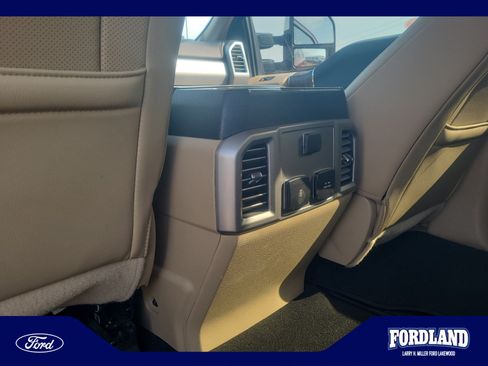 Used 2017 Ford F350 Lariat w/ Chrome Package AWD/4WD image 31