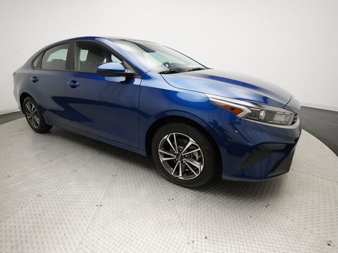 Used 2024 Kia Forte LXS FWD image 34