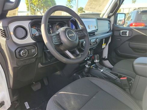 New 2026 Jeep Gladiator Sport image 14