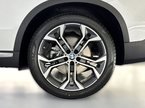 New 2026 BMW X5 xDrive40i image 12