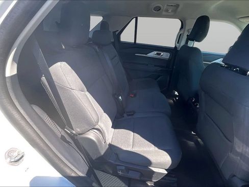 Certified 2025 Ford Explorer Active RWD image 26