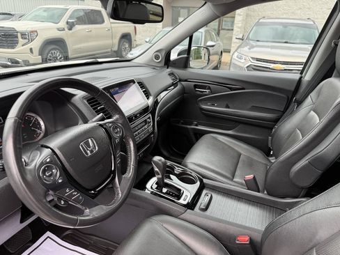 Used 2017 Honda Ridgeline RTL-E image 17