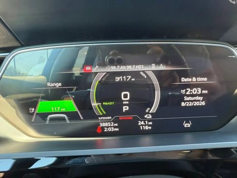 Used 2024 Audi Q8 e-tron Premium AWD/4WD image 19