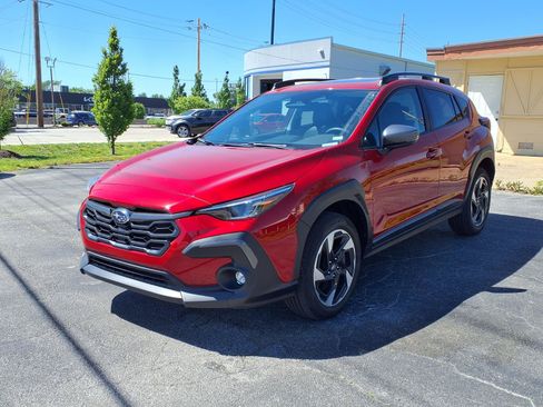 Used 2024 Subaru Crosstrek 2.5i Limited AWD/4WD image 31