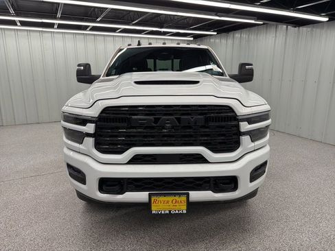 New 2026 RAM 3500 Limited image 2