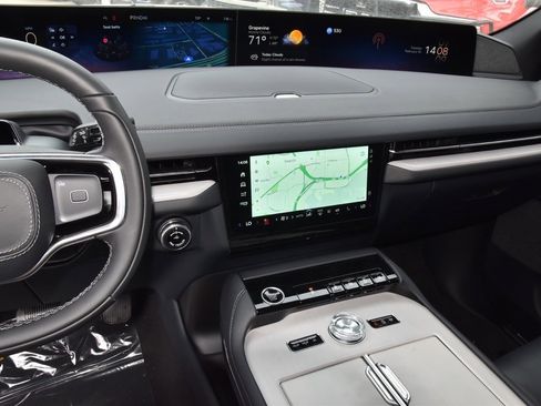 New 2025 Lincoln Navigator L Reserve w/ Jet Appearance Package image 28