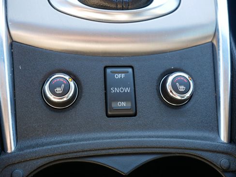 Used 2013 INFINITI G37 x Sedan w/ Premium Pkg AWD/4WD image 28