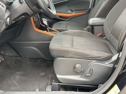 Used 2021 Ford EcoSport SE w/ SE Appearance Package FWD image 12