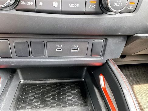 Used 2024 Nissan Frontier PRO-4X AWD/4WD image 25
