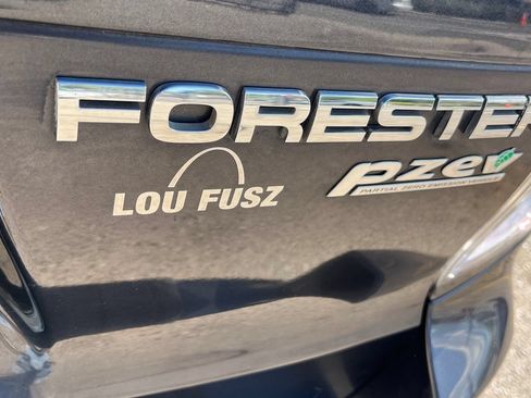 Used 2013 Subaru Forester 2.5X Premium w/ Popular Pkg 3 AWD/4WD image 24