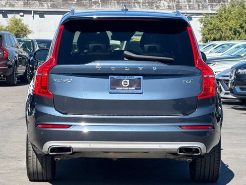 Used 2021 Volvo XC90 T6 Momentum w/ Advanced Package image 7