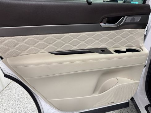 Used 2020 Hyundai Palisade Limited image 17