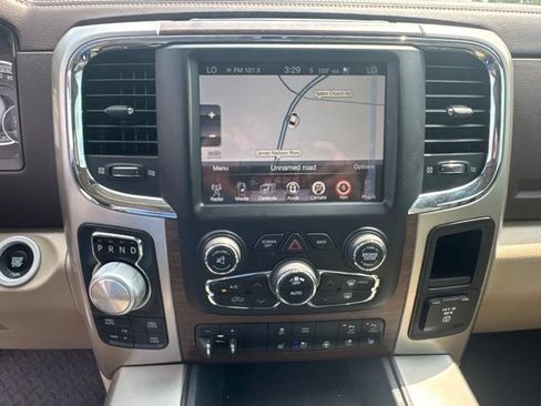 Used 2016 RAM 1500 Laramie w/ Convenience Group AWD/4WD image 8